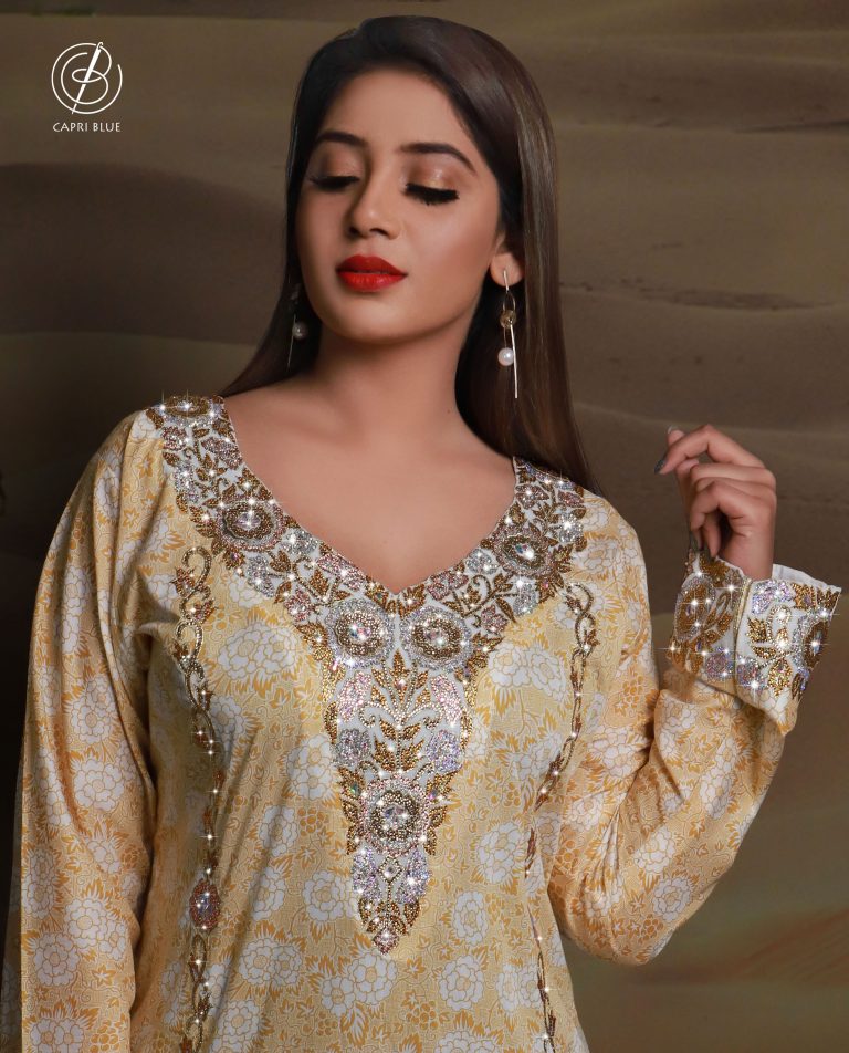 Elevating Elegance: The Timeless Charm of Tailored Arabic Clothes